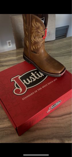 Brand New Justin Western Cowboy Boot