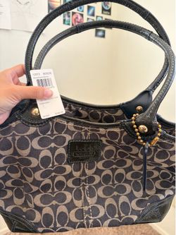 Coach shoulder purse