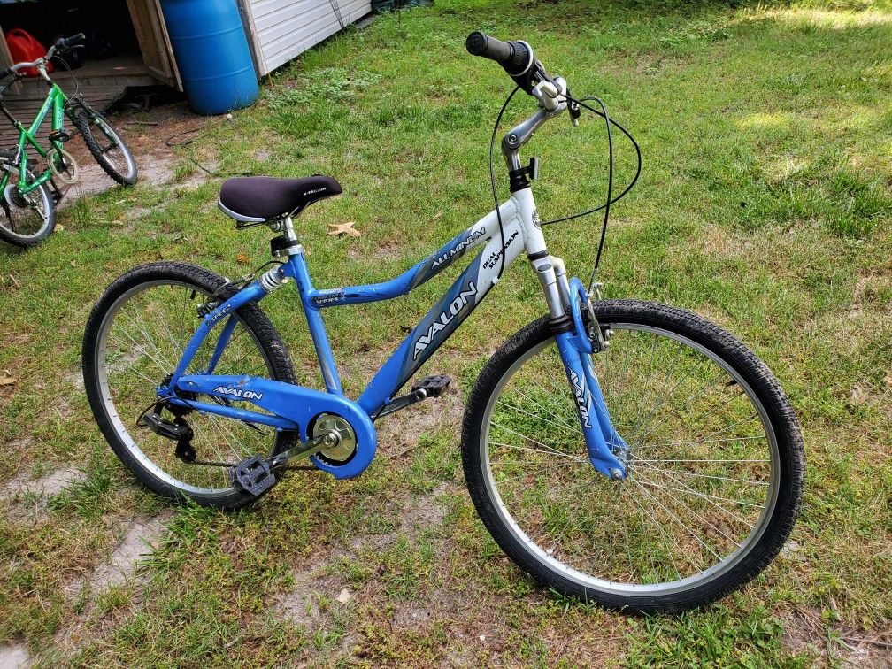 avalon dual suspension aluminum bike 7 speed