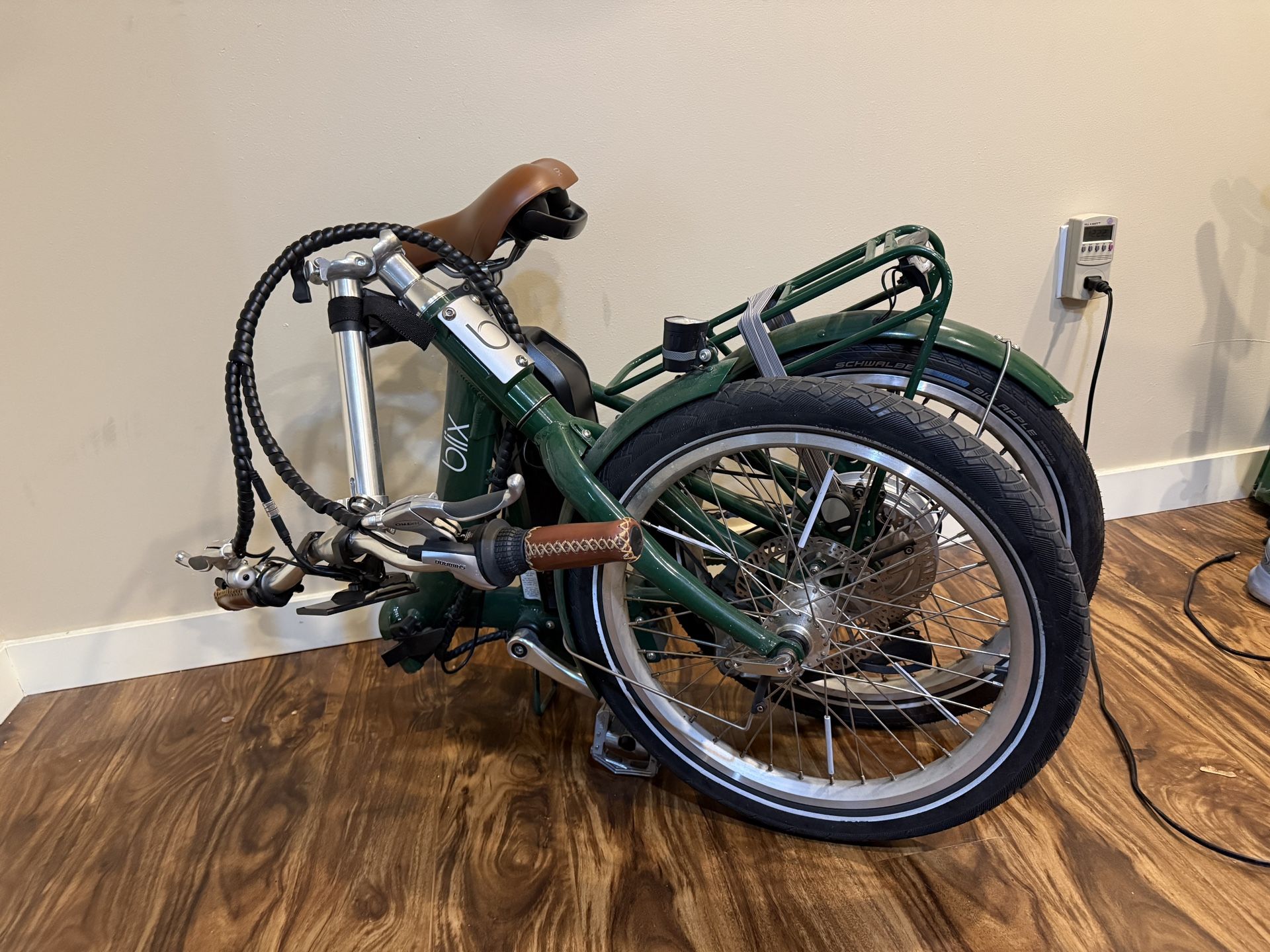 Blix Vika+ Flex Folding E-bike with Accessories 