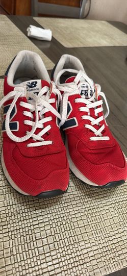 New balance size 9.5 men’s