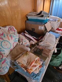 Sheets, towels, kitchen cloths, blankets, linens