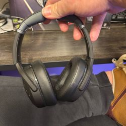 Skull Candy Evon2 Barely Used 