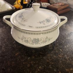 Christine Porcelaine China Soup Bowl