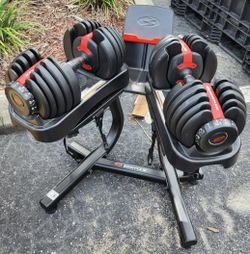 Bowflex Dumbbells 52.2 Lbs With Stand 