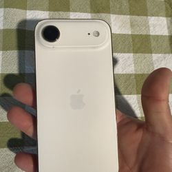 iPhone Air 17 