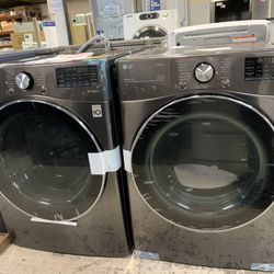 LG THINQ WASHER AND GAS DRYER STACKABLE 