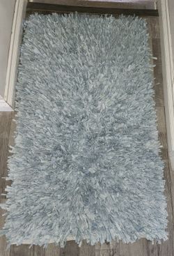 Rug 42L X 25w