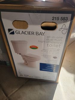 Glacier Bay 2-piece 1.1 GPF/1.6 GPF High Efficiency Dual Flush