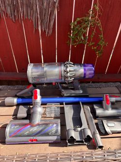Dyson V11 Stick Vacuum with Upgraded Brush and 5 Accessories