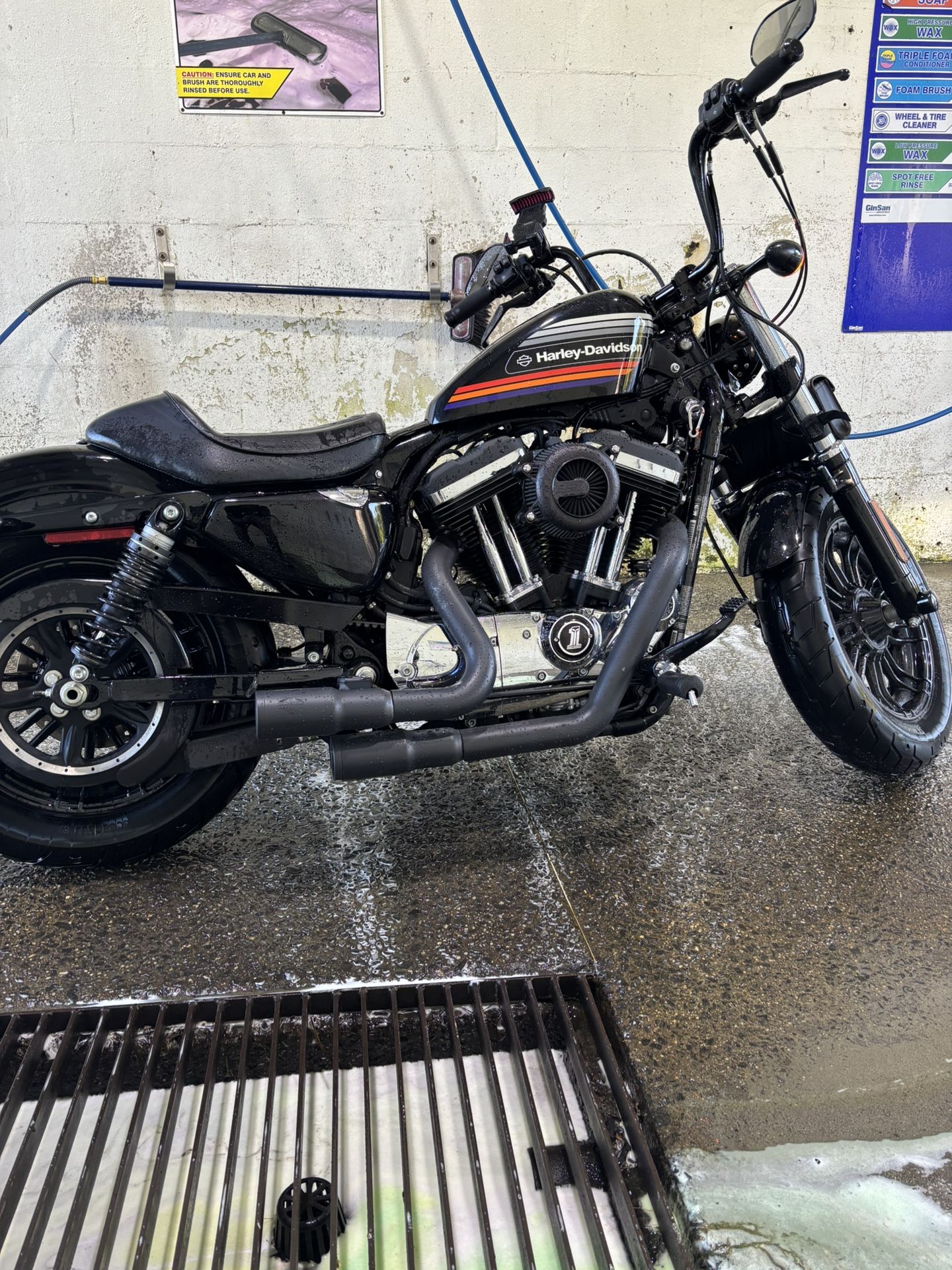 Harley Davidson- 48 Special