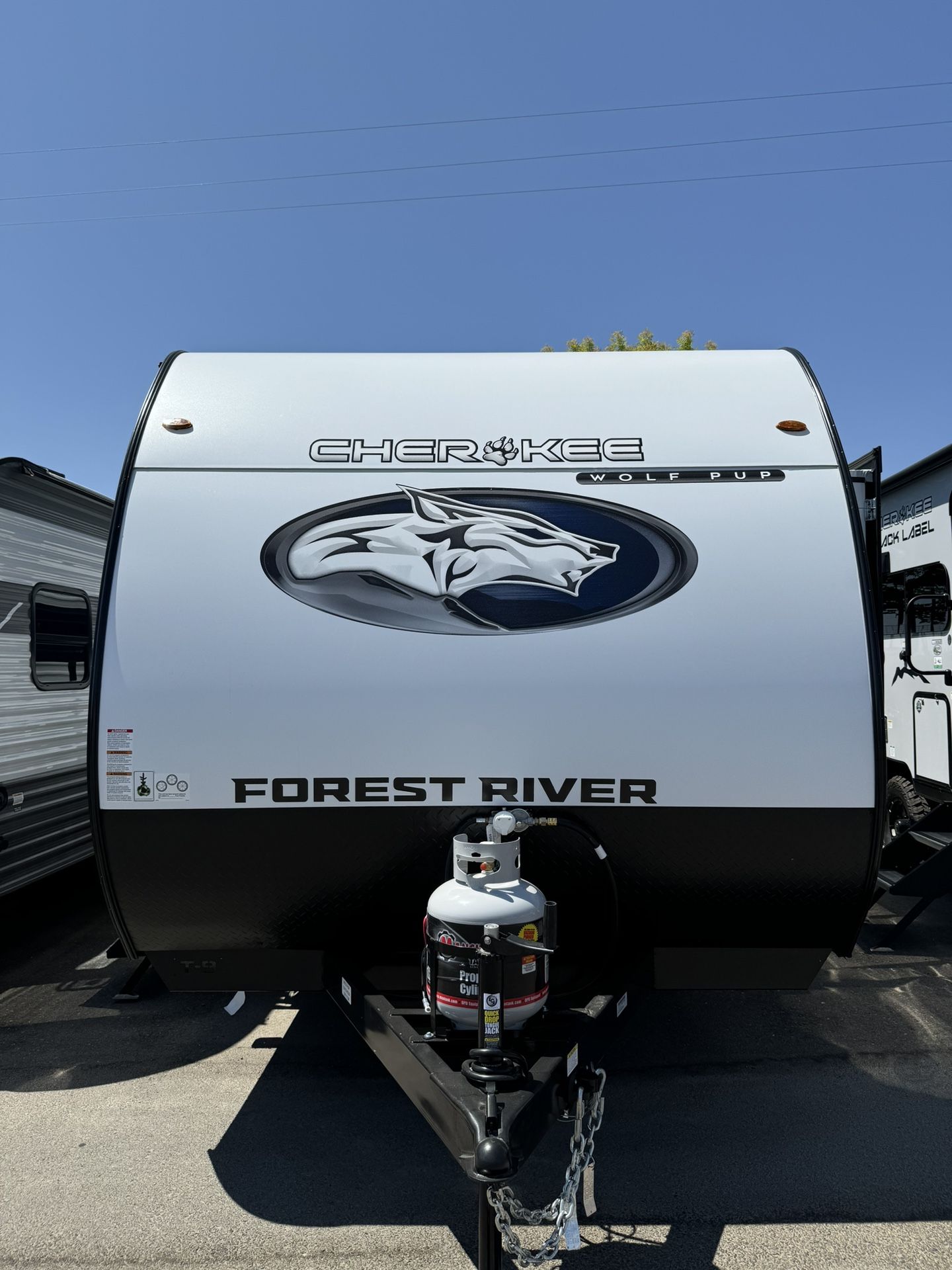2025 Cherokee Wolf Pup 17JW