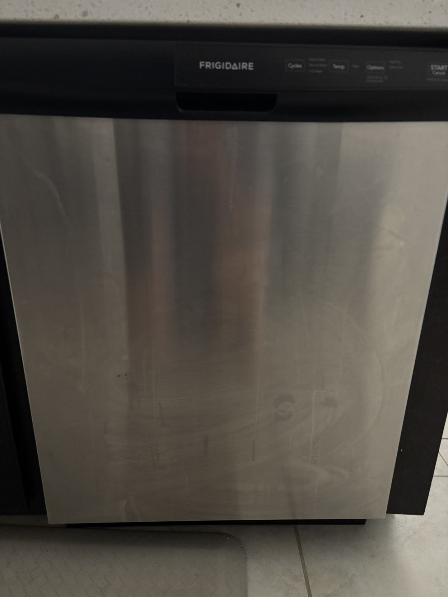 Dishwasher Frigidaire - 24 in. Stainless Steel Front Control