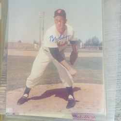 Bob Lemon Autographed 8/10 