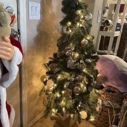 Christmas Light Up  Tree 4 Ft Inside Ceramic Pot 