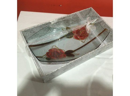 Glass Centerpiece With Roses New In Box