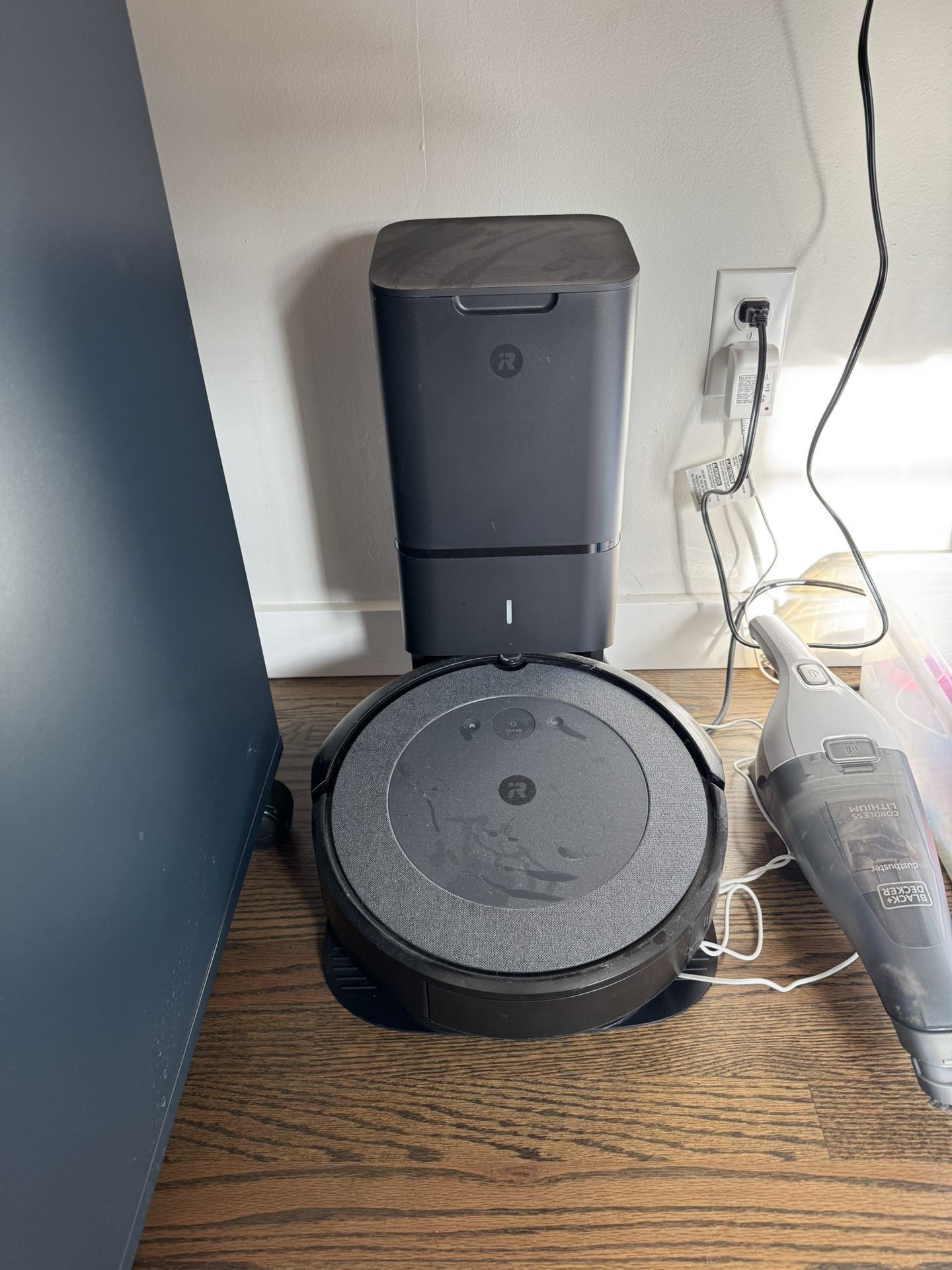 Roomba I3 - Eager To Sell