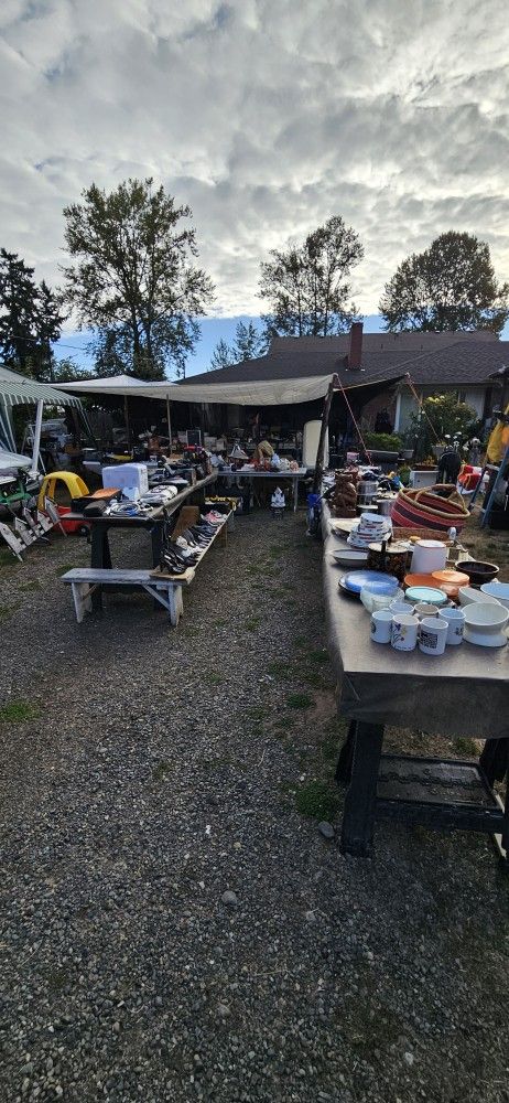Huge Garage Sale. 9/26-27