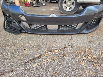 2021-2023 Bmw 530 I FRONT BUMPER COVER 