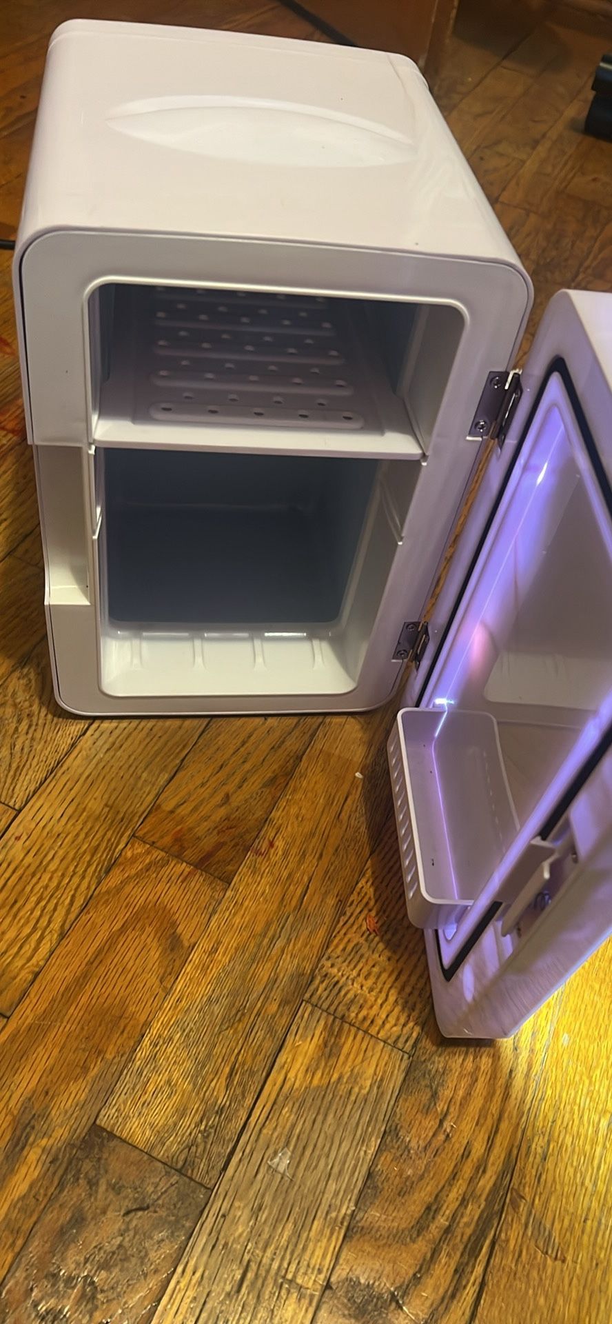 Makeup Refrigerator