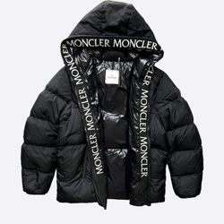 Moncler Montcla Puffer Jacket 