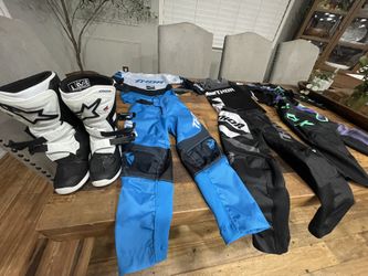 Lot Of Kids NEW Dirt Bike Gear - Size 2XS