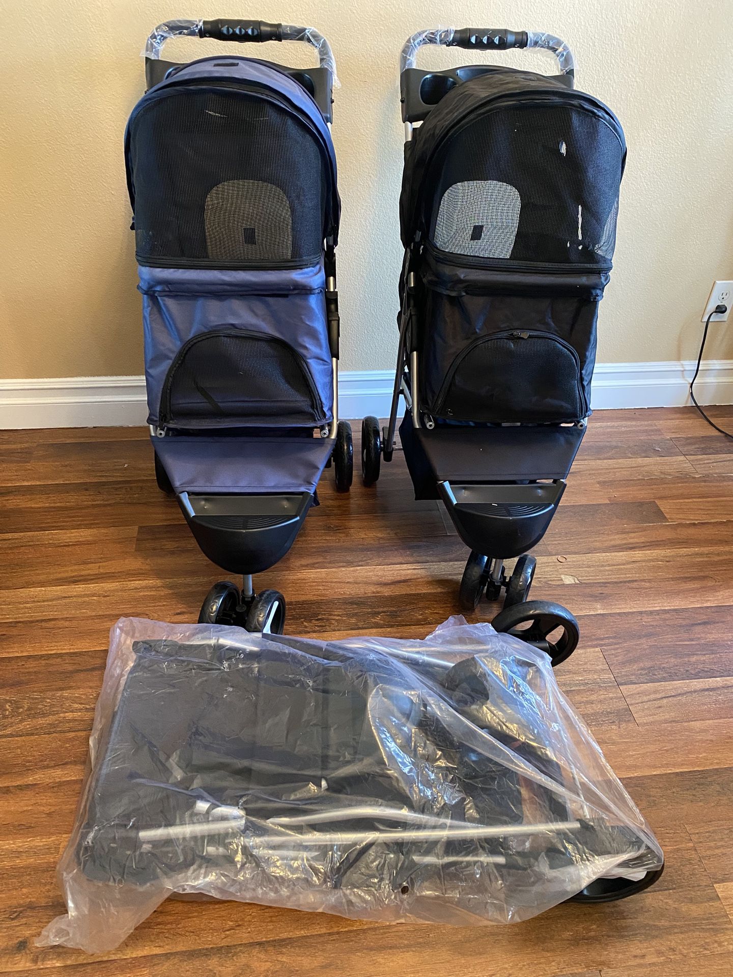 PETS STROLLER FOR YOUR BABY DOGS BRAND NEW 40 POUNDS CAPACITY πβπ¦Ίπ©ππ©πβπ¦Ίπ