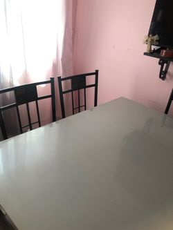 Comedor 4 sillas