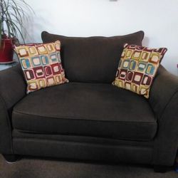 Brown Loveseat with Cushions 