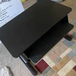 Standing desk