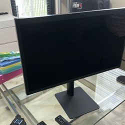 LG Monitor 27