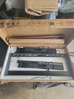 Wall mount for up to 65"