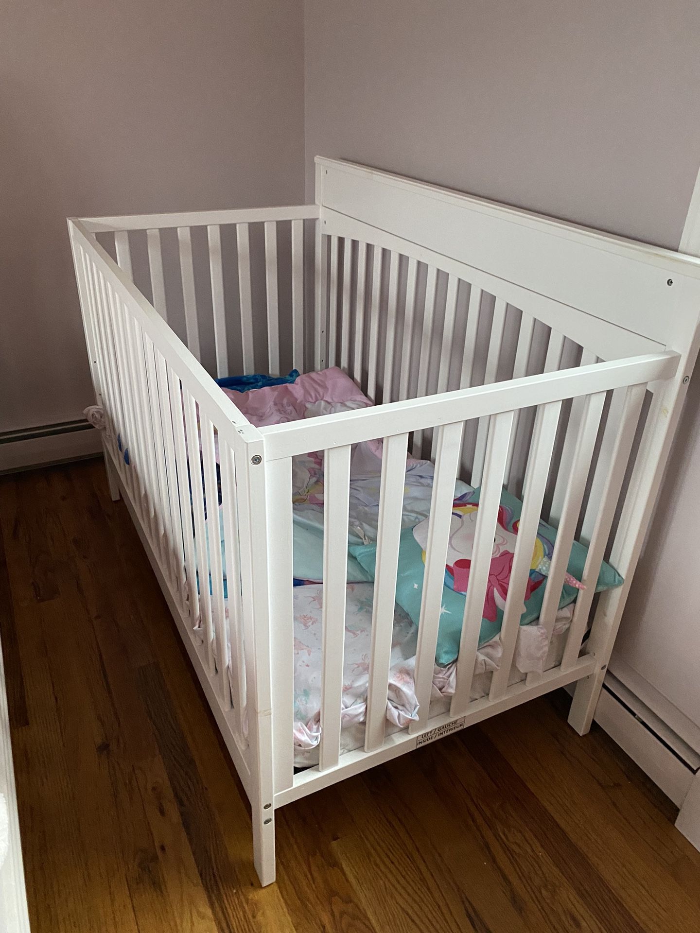 Crib With Mattress Used About 3-4 Times 