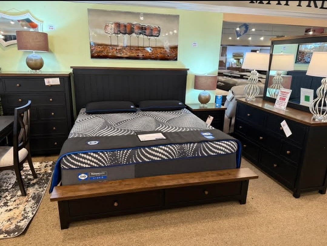 PREMIUM BRAND NEW QUEEN BEDROOM SET PILLOW TOP MATTRESS AND BOXSPRING SAME DAY DELIVERY 