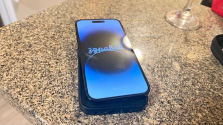 iPhone 14 Pro unlocked