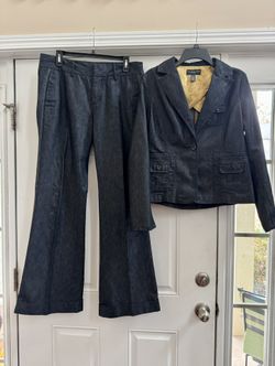 Elegant European Brand Apostrophe Blue Jean Set - Size 10