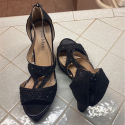 Bella Marie Black Wedge Size 7