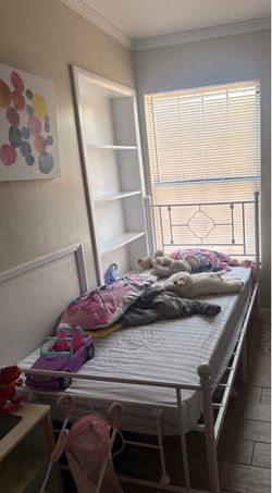 Twin bed