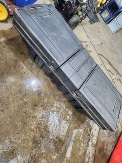 Truck box