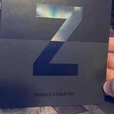 Samsung Galaxy Z Fold3 - 512GB - Phantom Black (Unlocked) W/ Fold Edition

