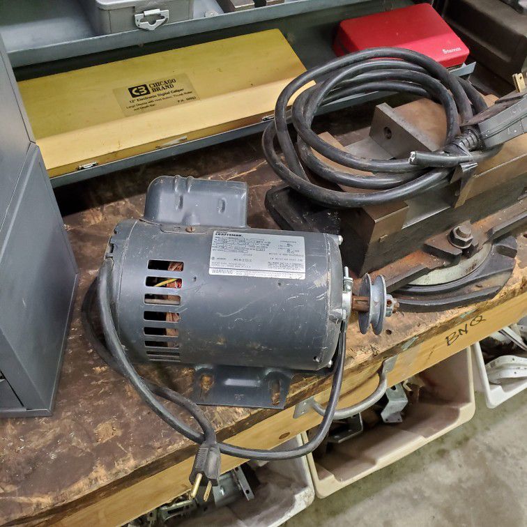 Craftsman 1  1/2 Hp  Electric Motor  Off A 3 Hp Craftsman Tablesaw 