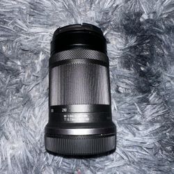 Canon R50 Lens 55-210mm RF-S