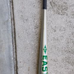 New 34in Easton Baseball  Bat $40