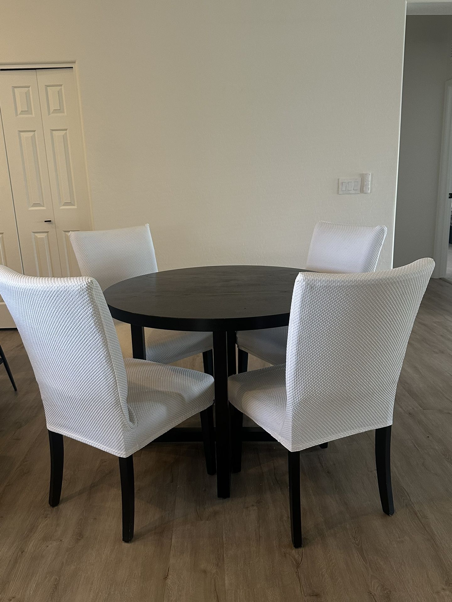 Dinning Chairs (6) & Table