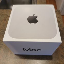 Apple - Mac mini Desktop - Latest Model - M4 chip - Built for Apple Intelligence - 16GB Memory - 256