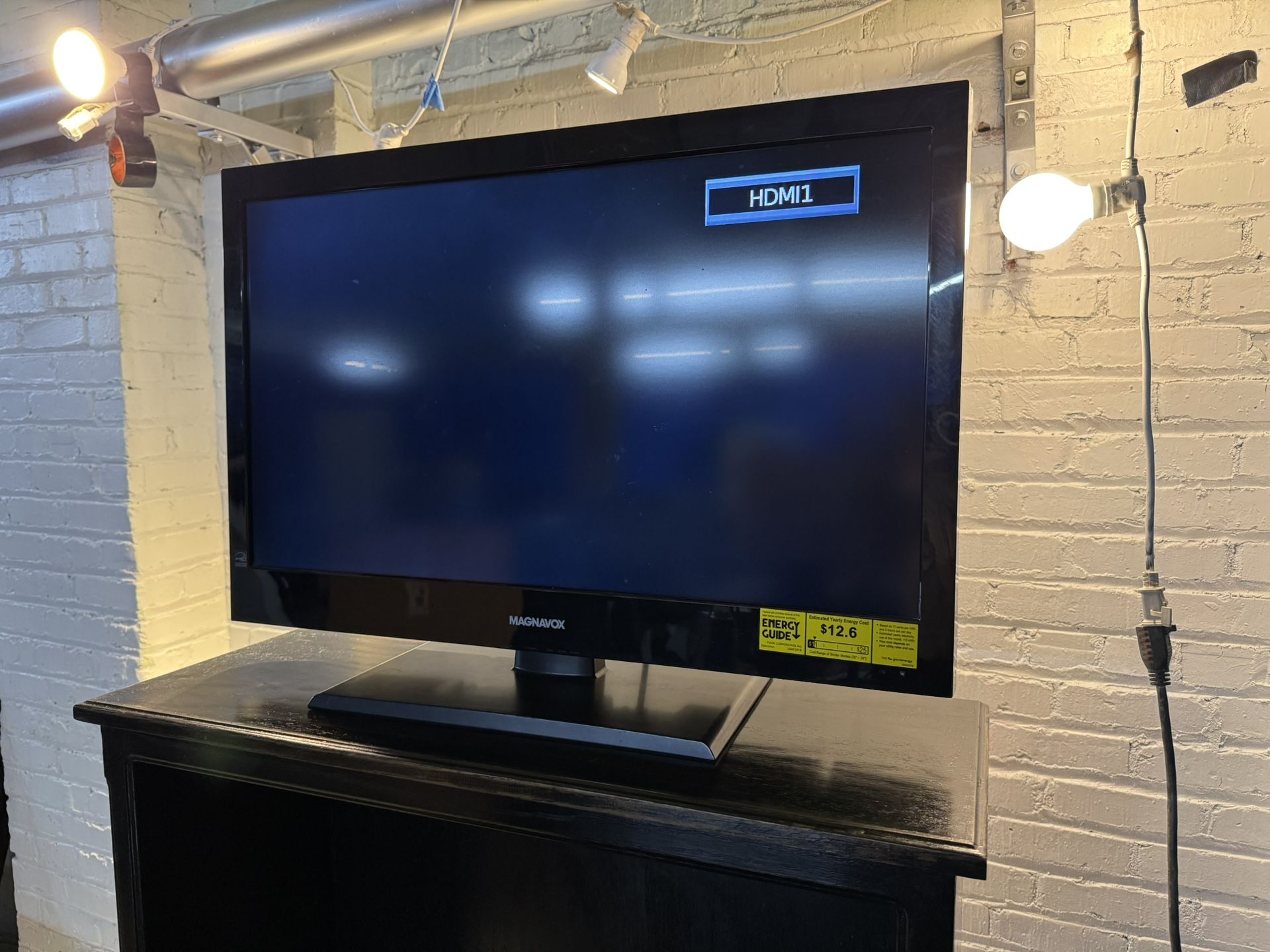 Philips Magnavox LCD 32” TV (Remote Included)
