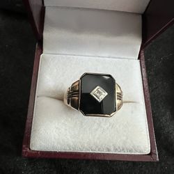 Vintage 10 Kt Gold Men’s Ring Stamped "BDA"