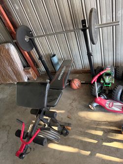 Weight bench with weights