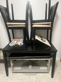 4 Chair Dining Room Table