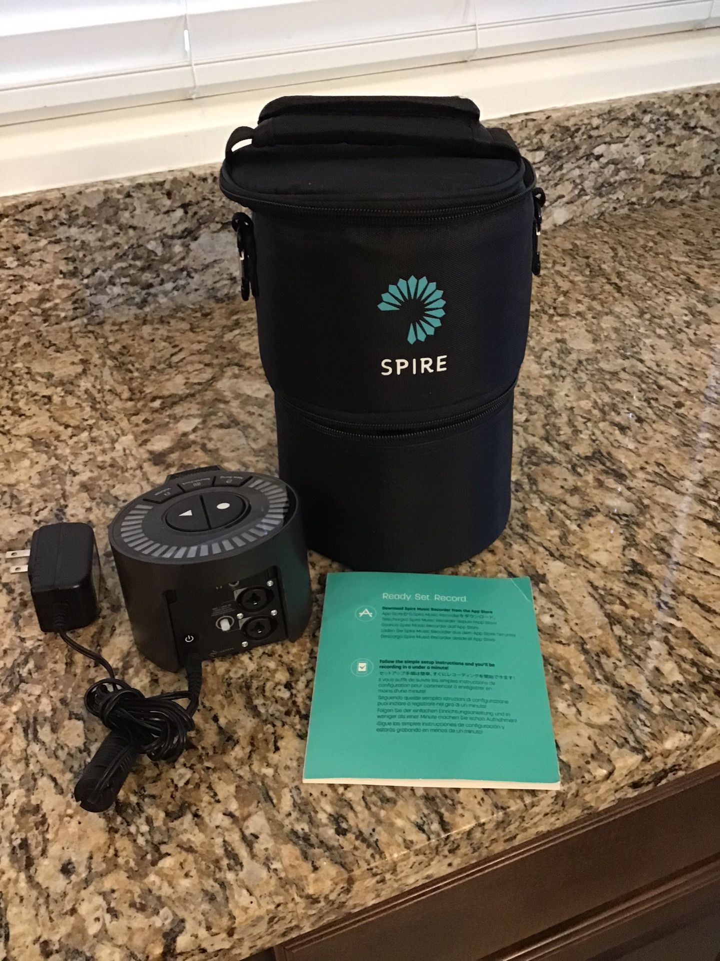 iZotope Spire Studio (2nd Generation) Recording Studio
